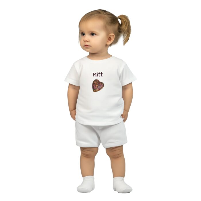 Klassisk baby t-shirt med rund hals - Mitt hjärta